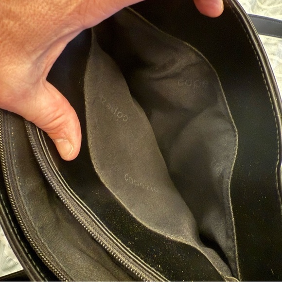 Capezio 
Black Faux Leather Handbag- Vintage Y2K - Picture 9 of 12